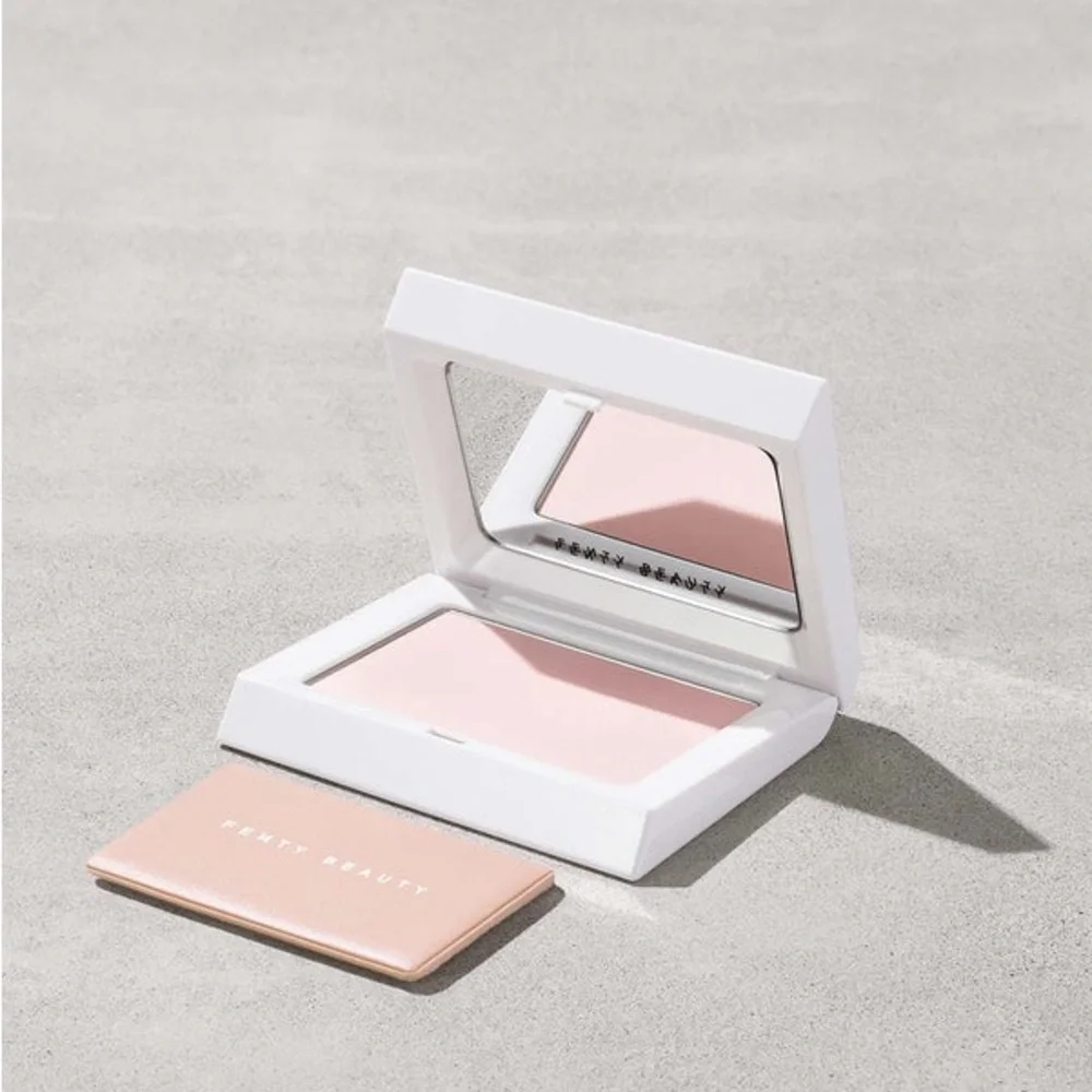 Fenty Beauty Rose Quartz Blurring Powder